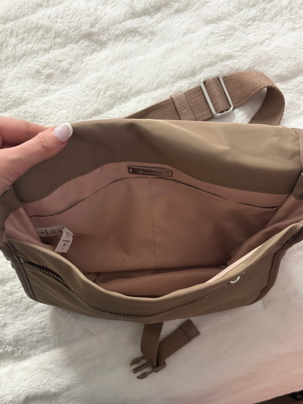 Lululemon Messenger Crossbody Bag - Picture 7 of 7
